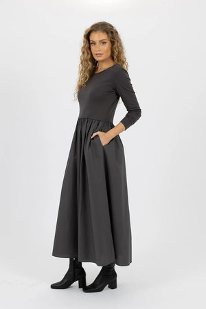 Eva Dress / Charcoal