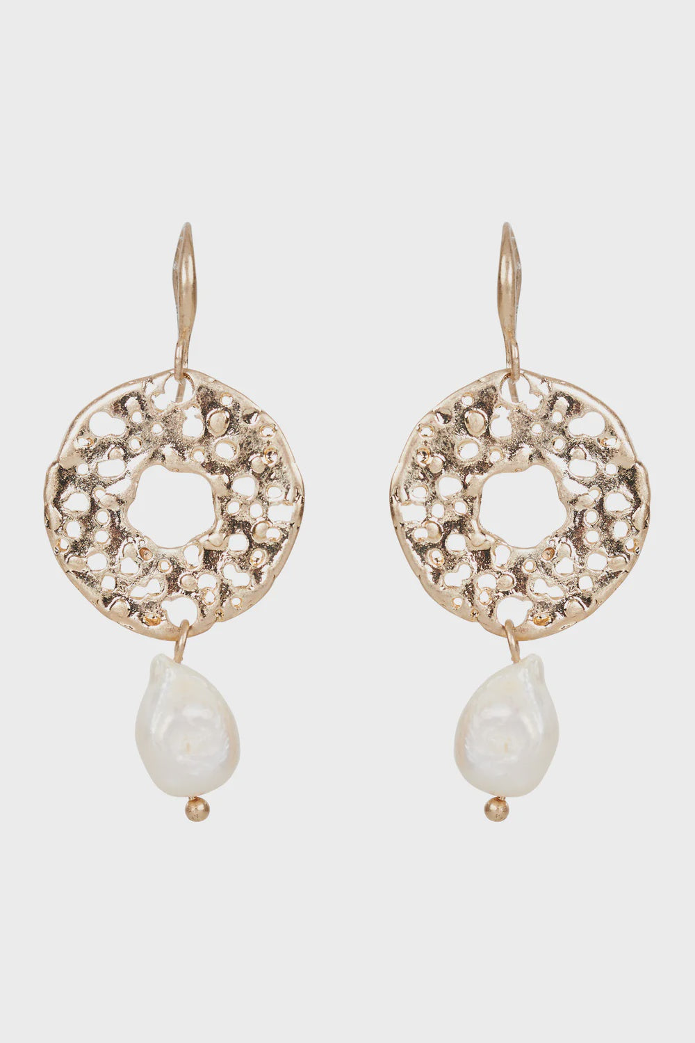 Nakako Pearl Earring Gold Circle