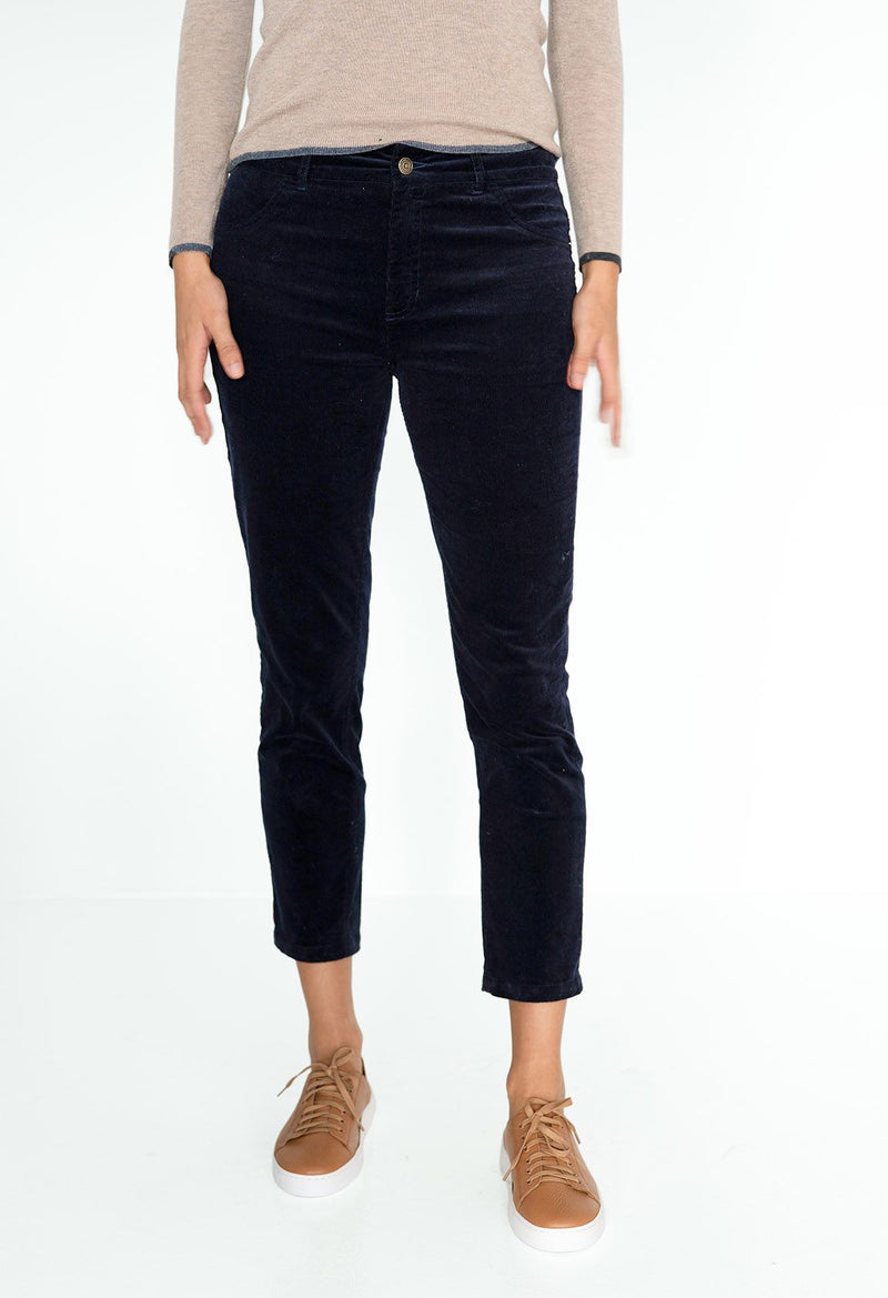 Queen Cord Jean Black